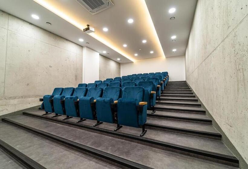 בית מלון כפרי Weneda