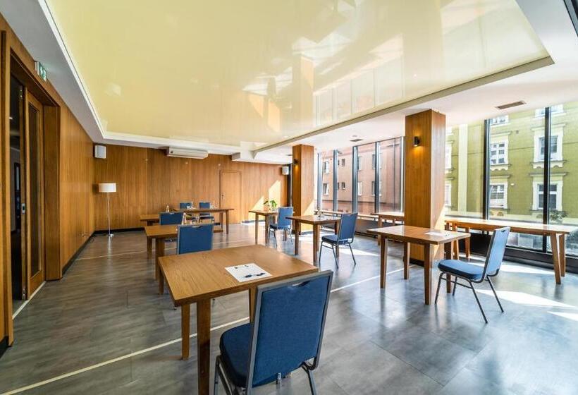 בית מלון כפרי Weneda