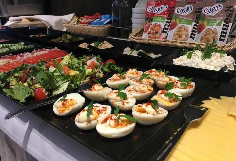 בית מלון כפרי Weneda