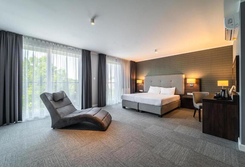 בית מלון כפרי Weneda