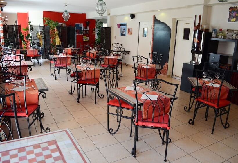 Logis Hotel De La Clape