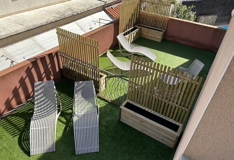 Logis Hotel De La Clape