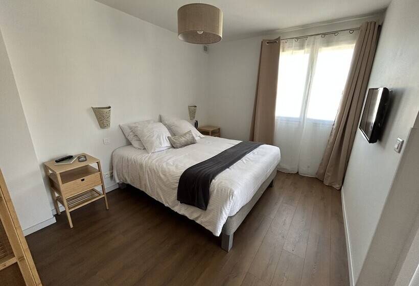 Logis Hotel De La Clape