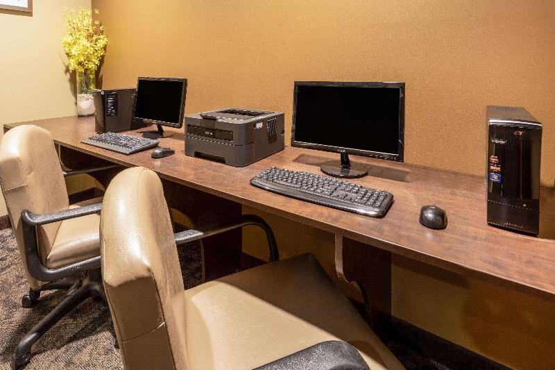 Microtel Inn & Suites By Wyndham Timmins