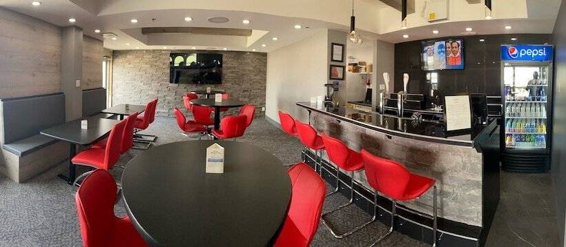 Microtel Inn & Suites By Wyndham Timmins