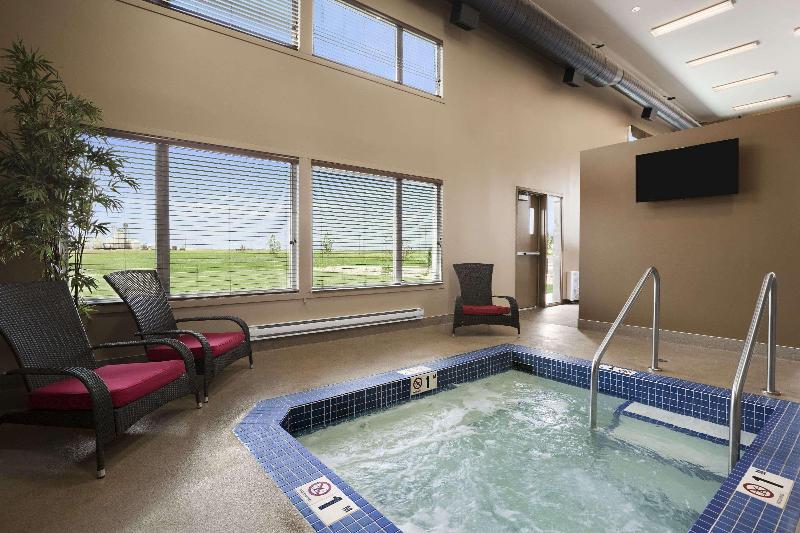 Microtel Inn And Suites By Wyndham Weyburn