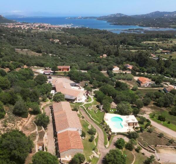 Moma Hotel Cannigione