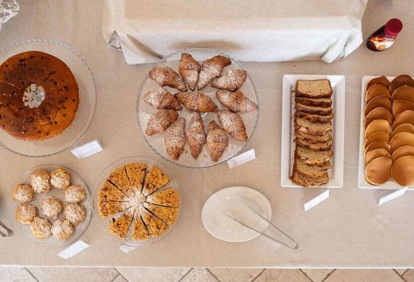 Moma Hotel Cannigione