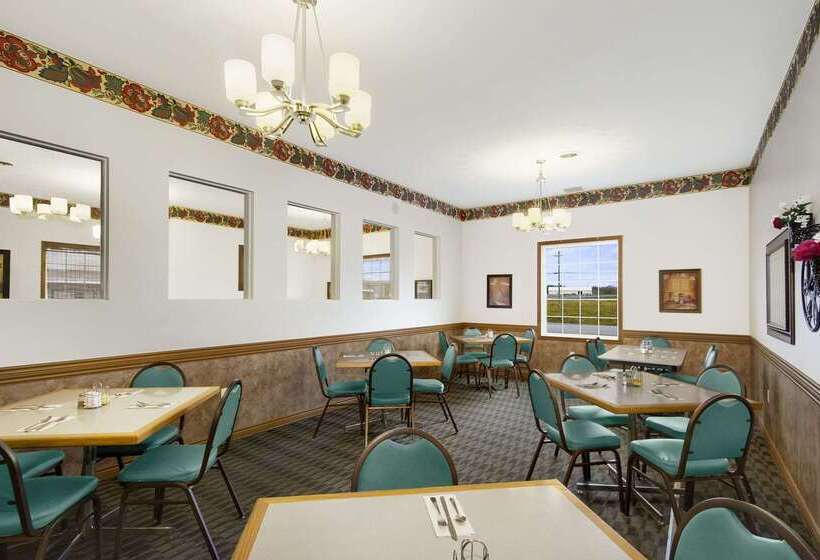 فندق على الطريق Knights Inn Woodstock