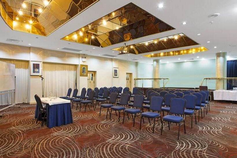 מוטל Mercure Maitland Monte Pio