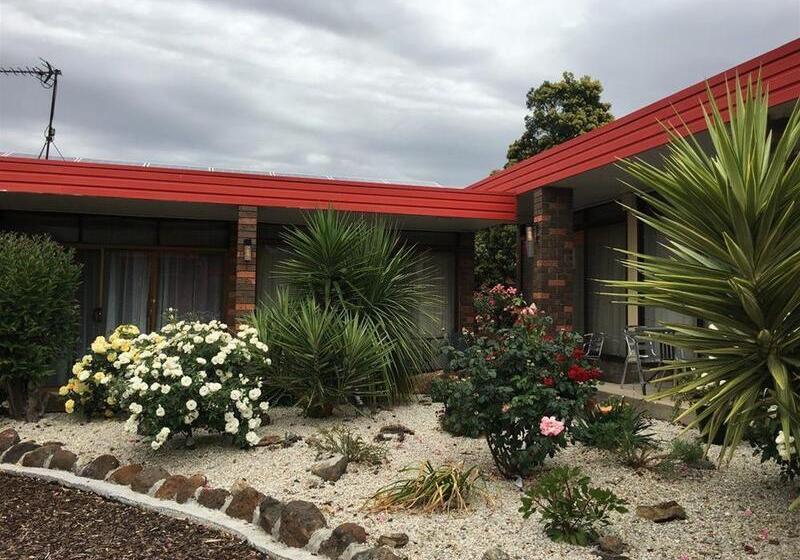汽车旅馆  Statesman Motor Inn