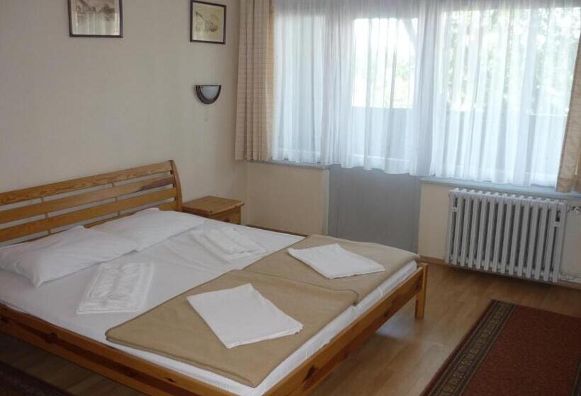 بنسيون Rooms Bijela Ruža