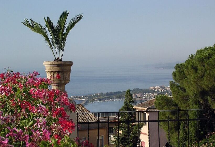 Villa Taormina