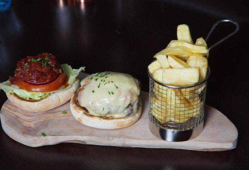 Waterfront Hotel Dungloe