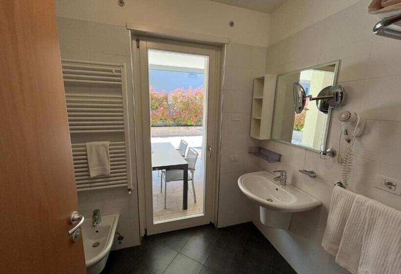 4 Limoni Apartment Resort