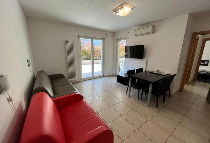 4 Limoni Apartment Resort