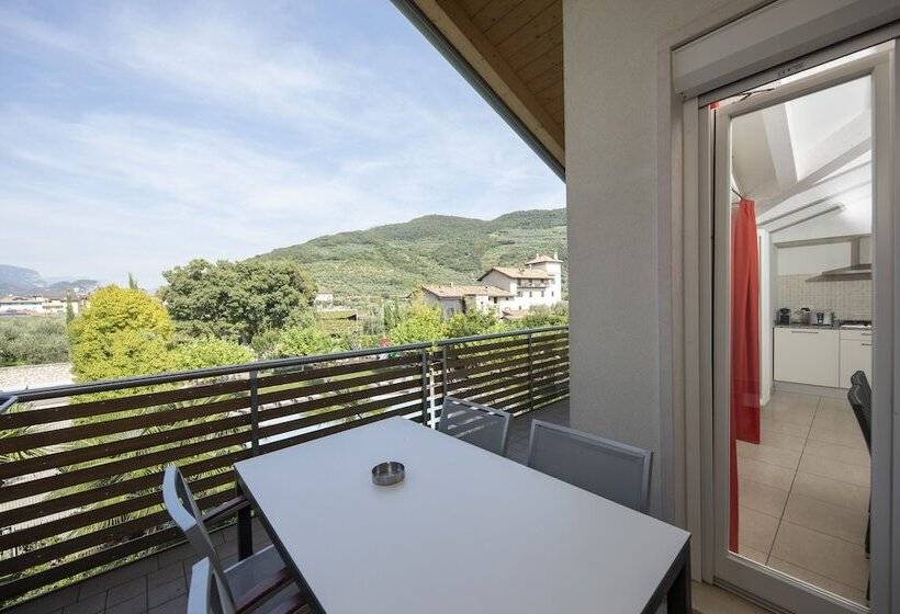 4 Limoni Apartment Resort