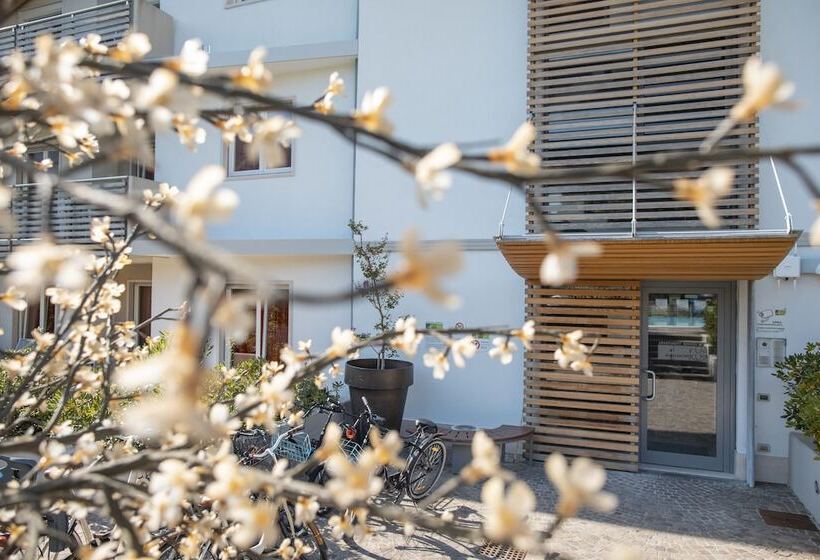 4 Limoni Apartment Resort