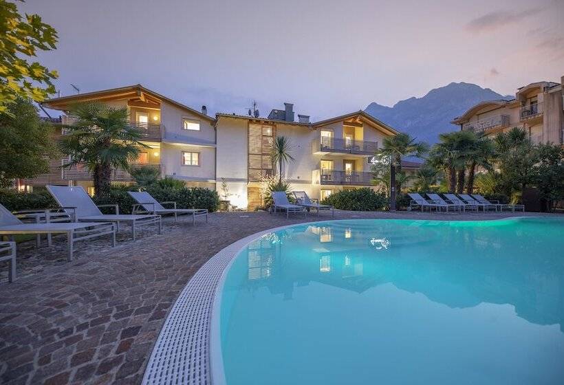 4 Limoni Apartment Resort