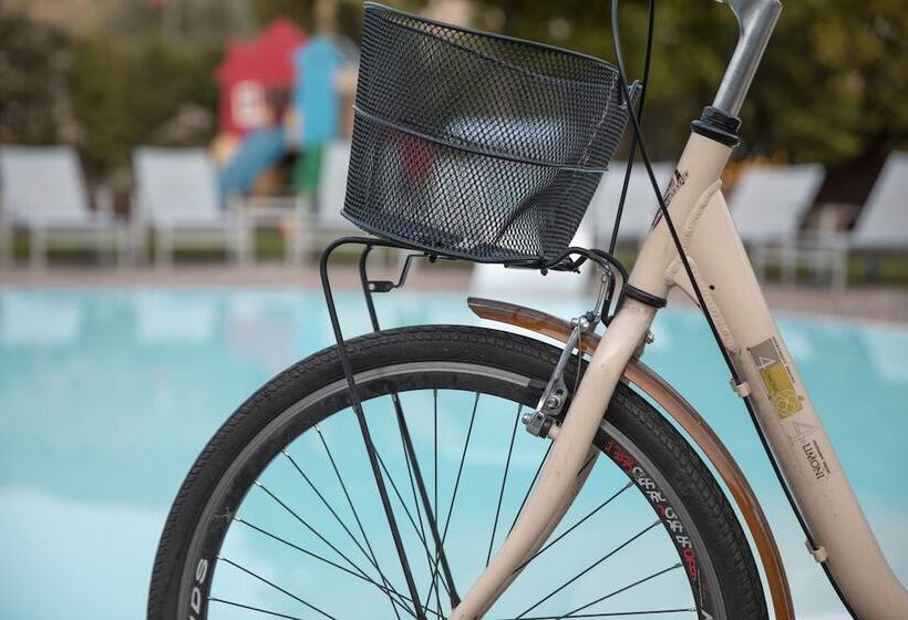 4 Limoni Apartment Resort