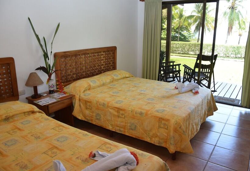 استراحتگاه Agua Dulce On The Beach