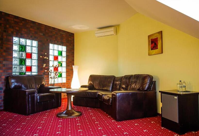 Amadeus Hotel Zielona Góra