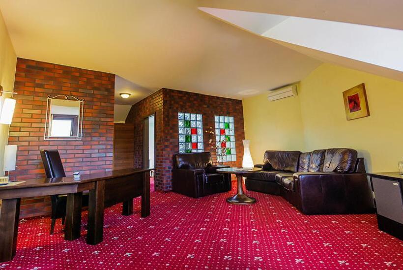 Amadeus Hotel Zielona Góra