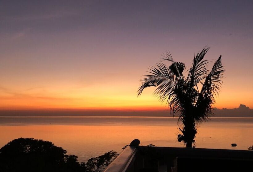 Argonauta Boracay Boutique Hotel With Apartments And Villas