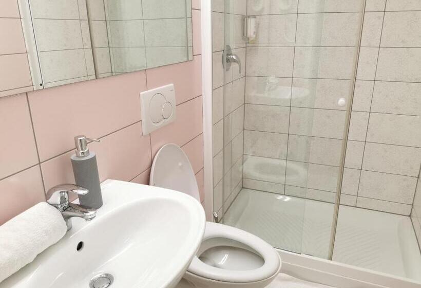 تختخواب و صبحانه Rooms Sincere 1830