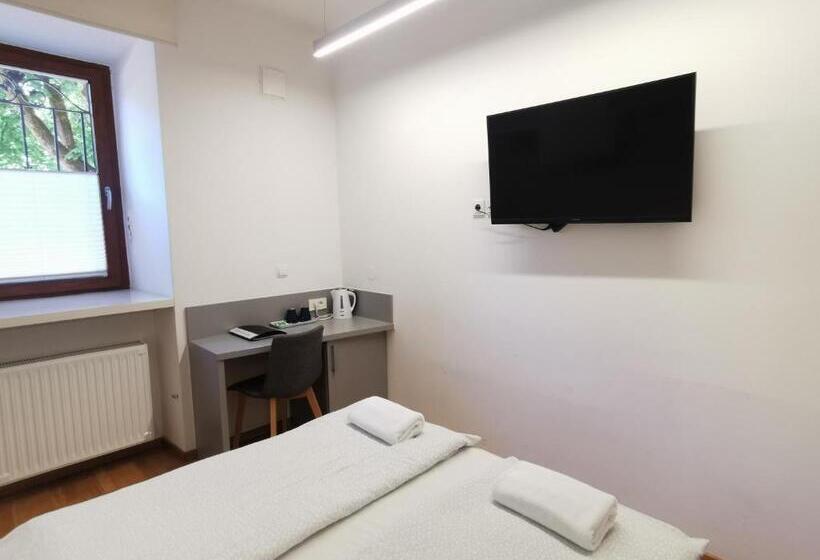 تختخواب و صبحانه Rooms Sincere 1830