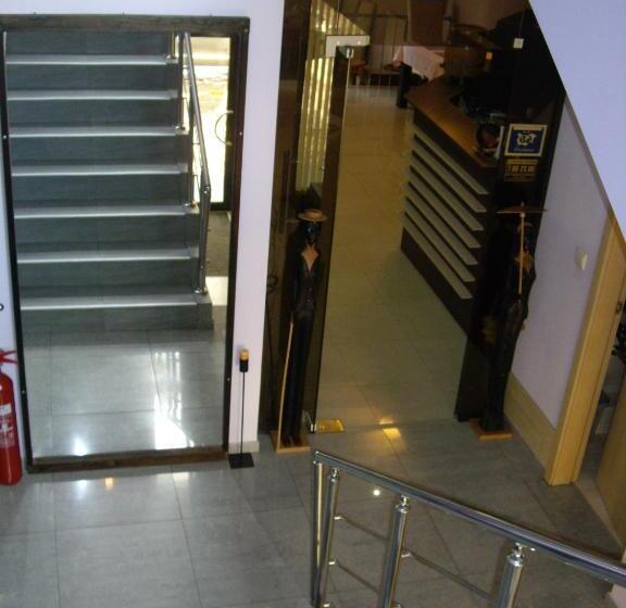 Family Hotel Avramov