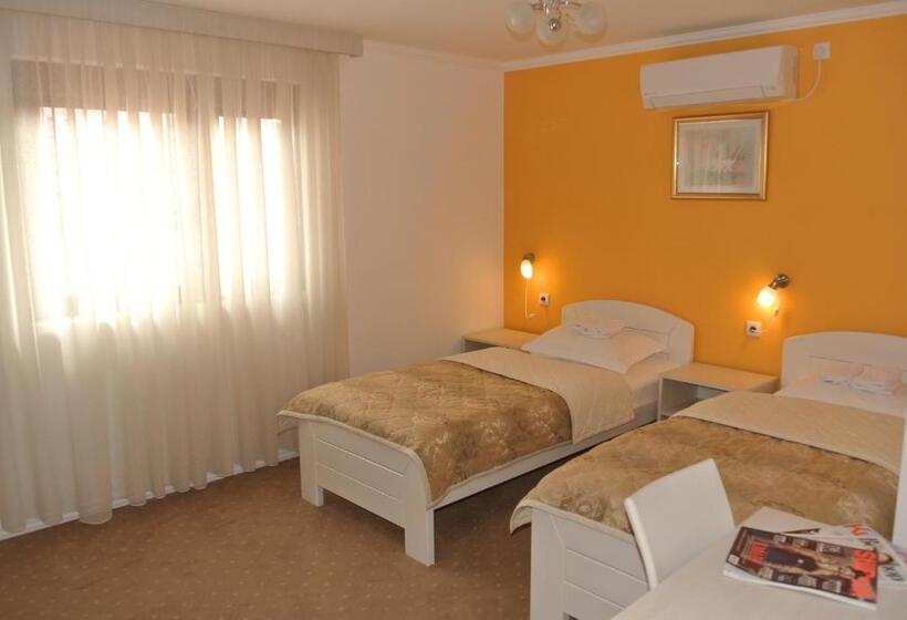 Garni Hotel Beograd