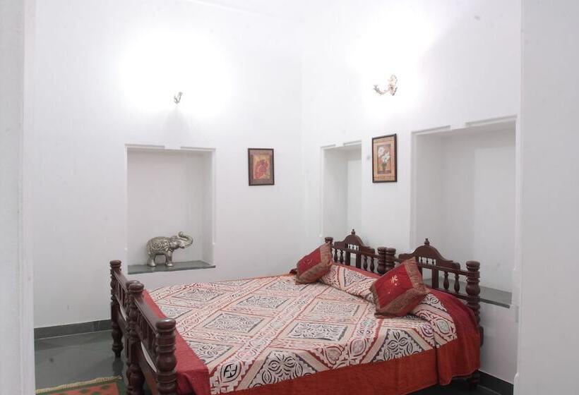 호텔 Aashiya Haveli