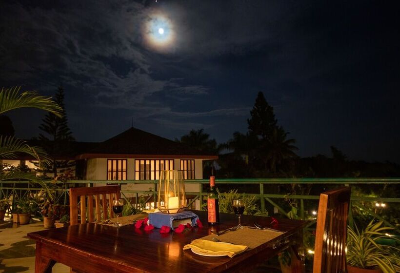 호텔 Amritara Ambatty Greens Resort