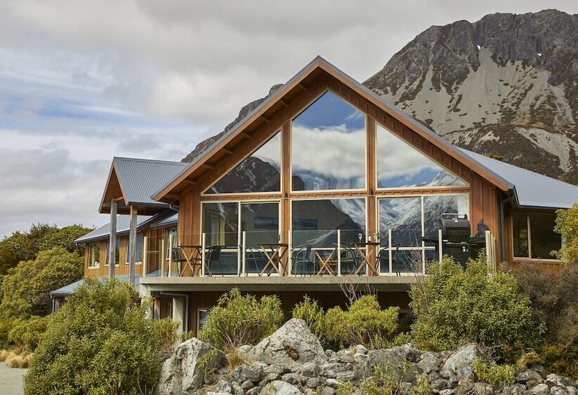 هتل Aoraki Mount Cook Alpine Lodge
