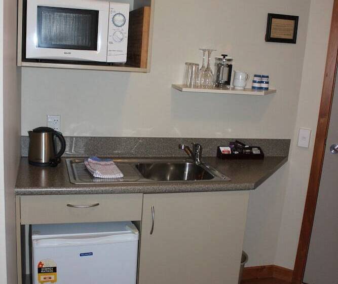 هتل Aoraki Mount Cook Alpine Lodge