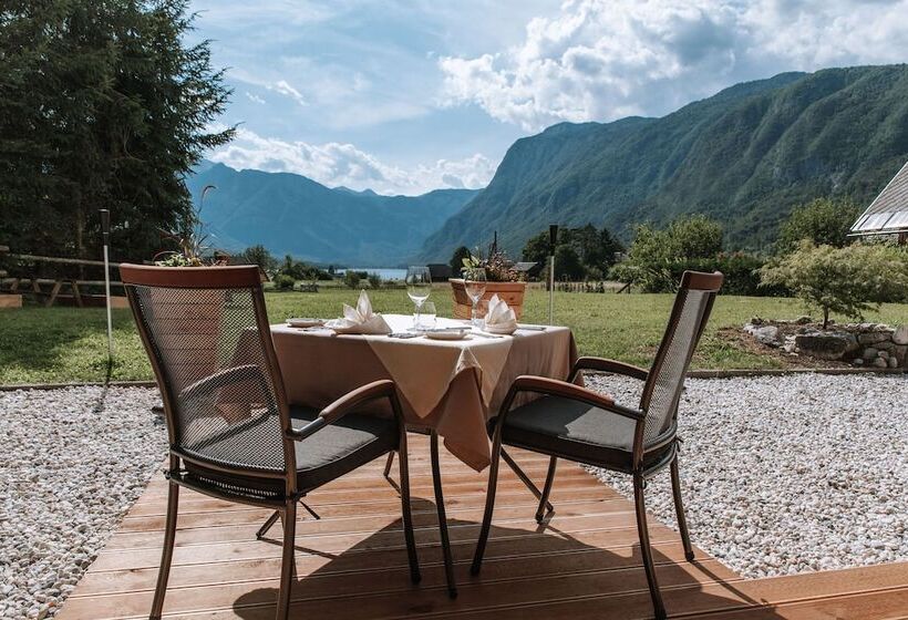 هتل Apartmaji Triglav