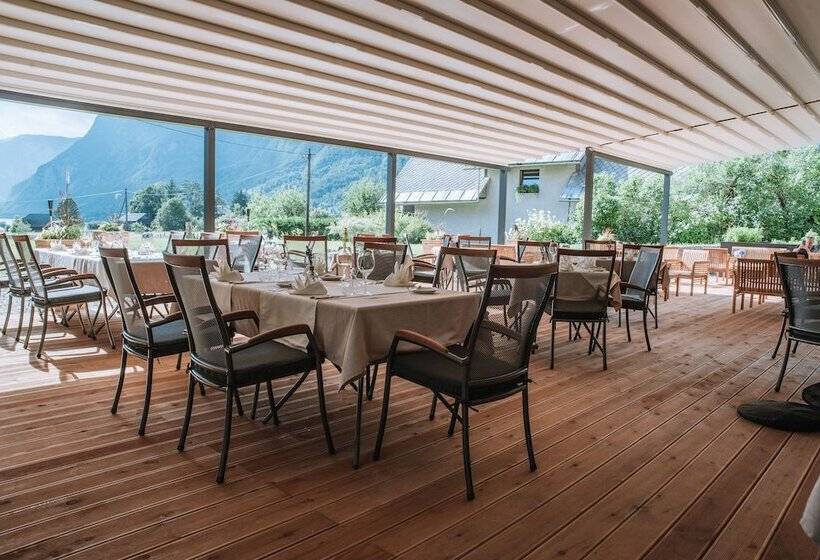 هتل Apartmaji Triglav