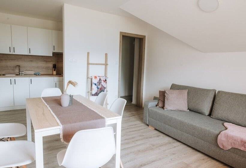 هتل Apartmaji Triglav