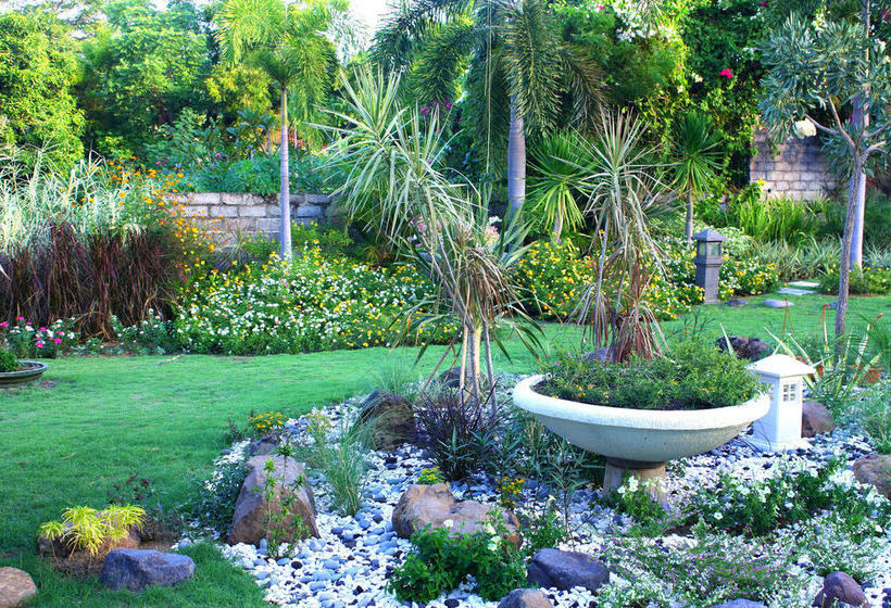 בית מלון כפרי Blue Hill Dive Resort Tulamben