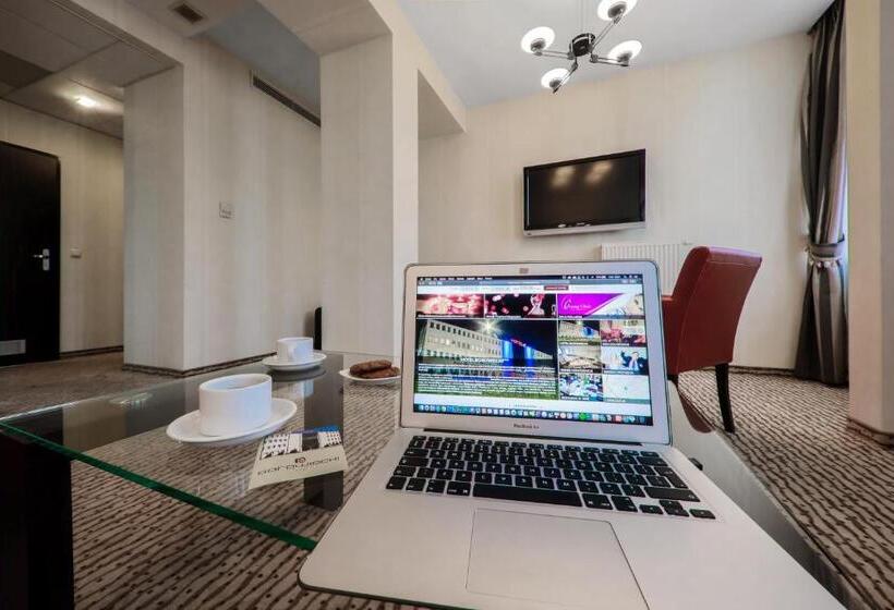 בית מלון כפרי Borowiecki