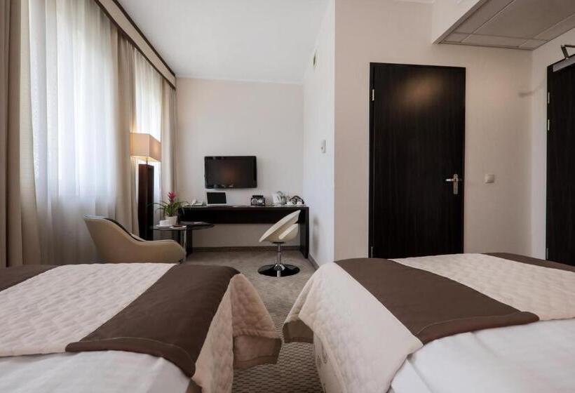 בית מלון כפרי Borowiecki