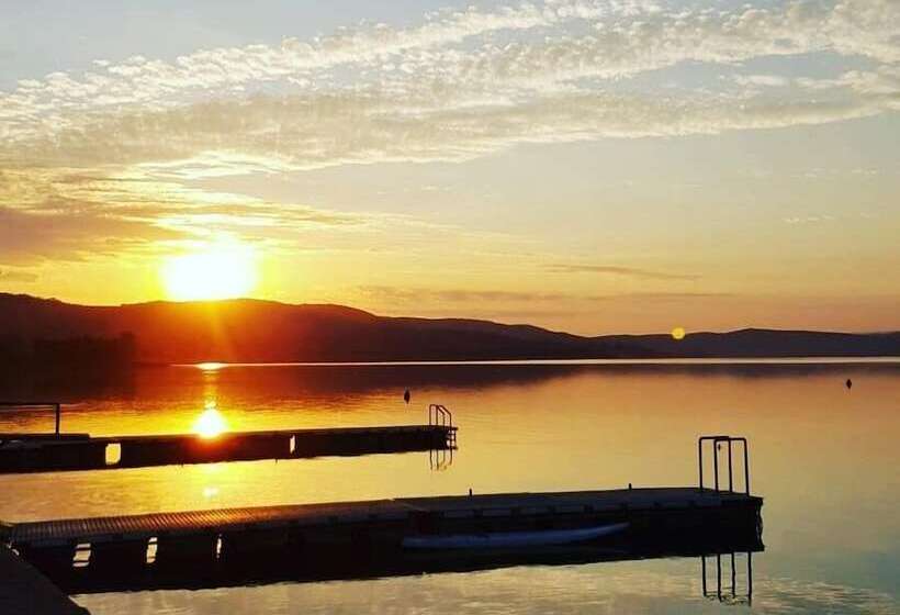 Отель Camping Village Punta Navaccia