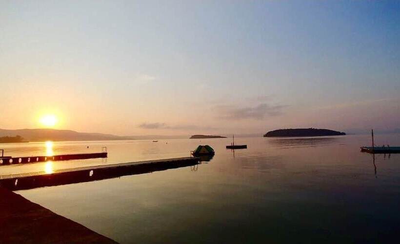 Отель Camping Village Punta Navaccia