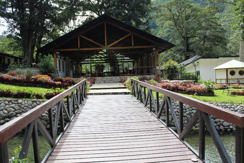 Отель Casa Grande Bambito Resort