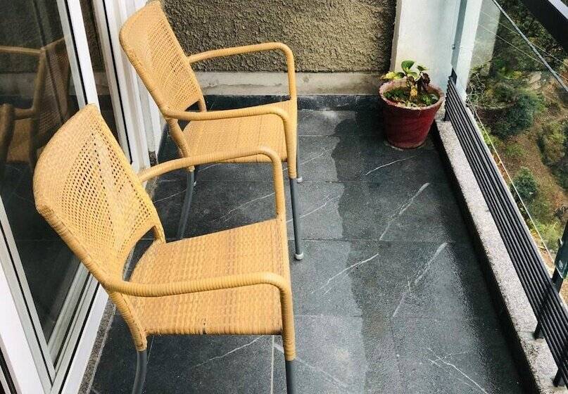 호텔 Chail Residency