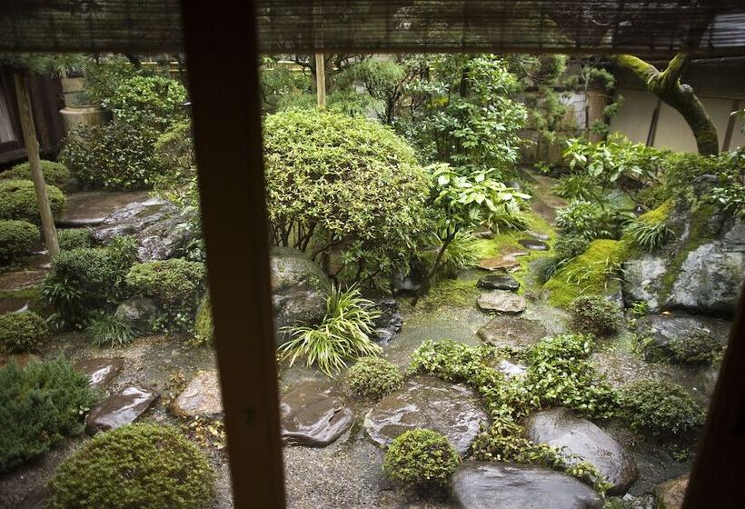 Отель Charoku Bekkan