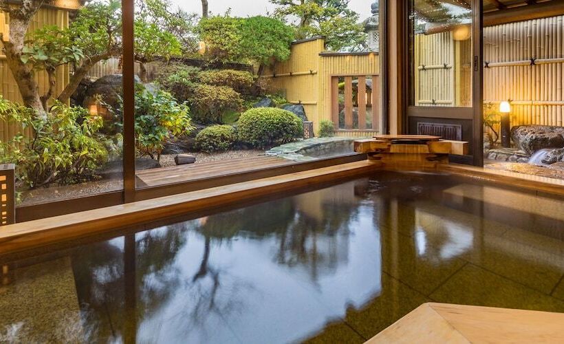 Отель Charoku Bekkan