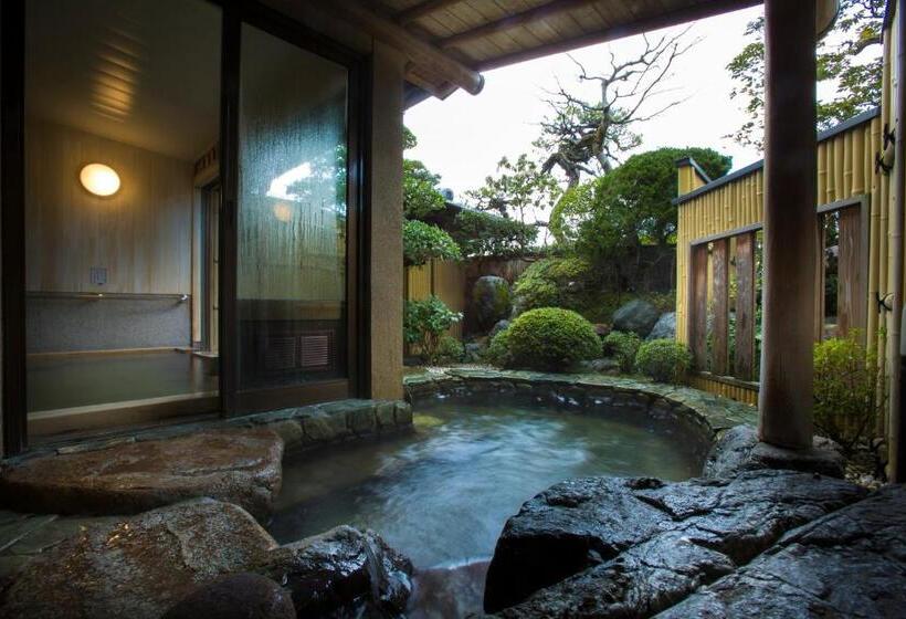 Отель Charoku Bekkan