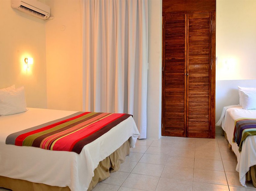 Fotos del hotel Club Yebo:  6